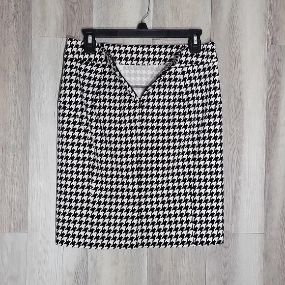 🛍Michael Kors Black White Houndstooth Print‎ Short Pencil Skirt Womens Size 4 - Picture 2 of 7